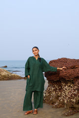Green Linen Parallel