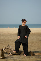 Black Linen Parallel