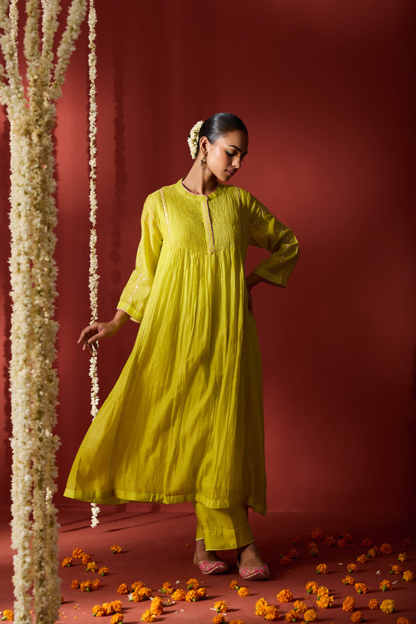 Chanderi Hand Embroidered Kurta - Green