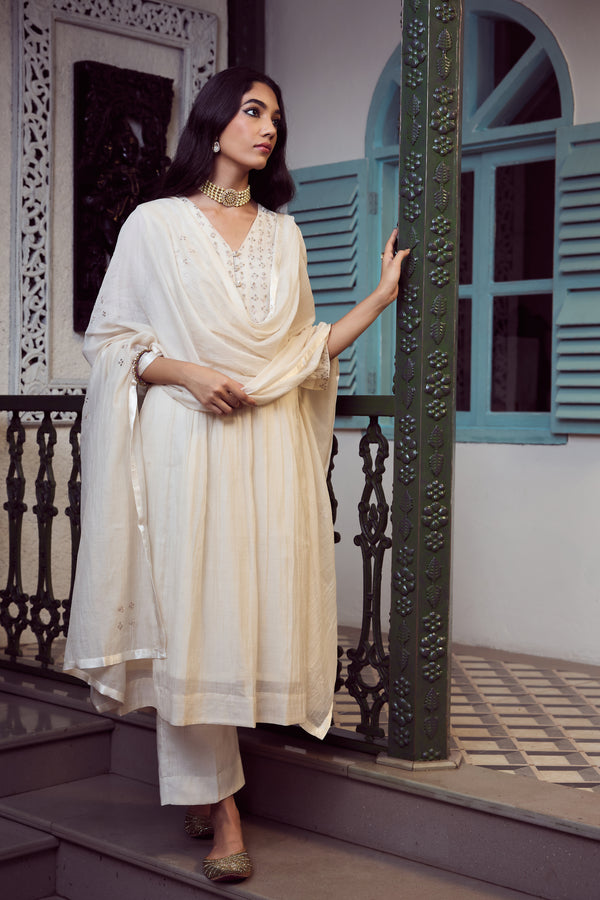 Chanderi Dupatta - White