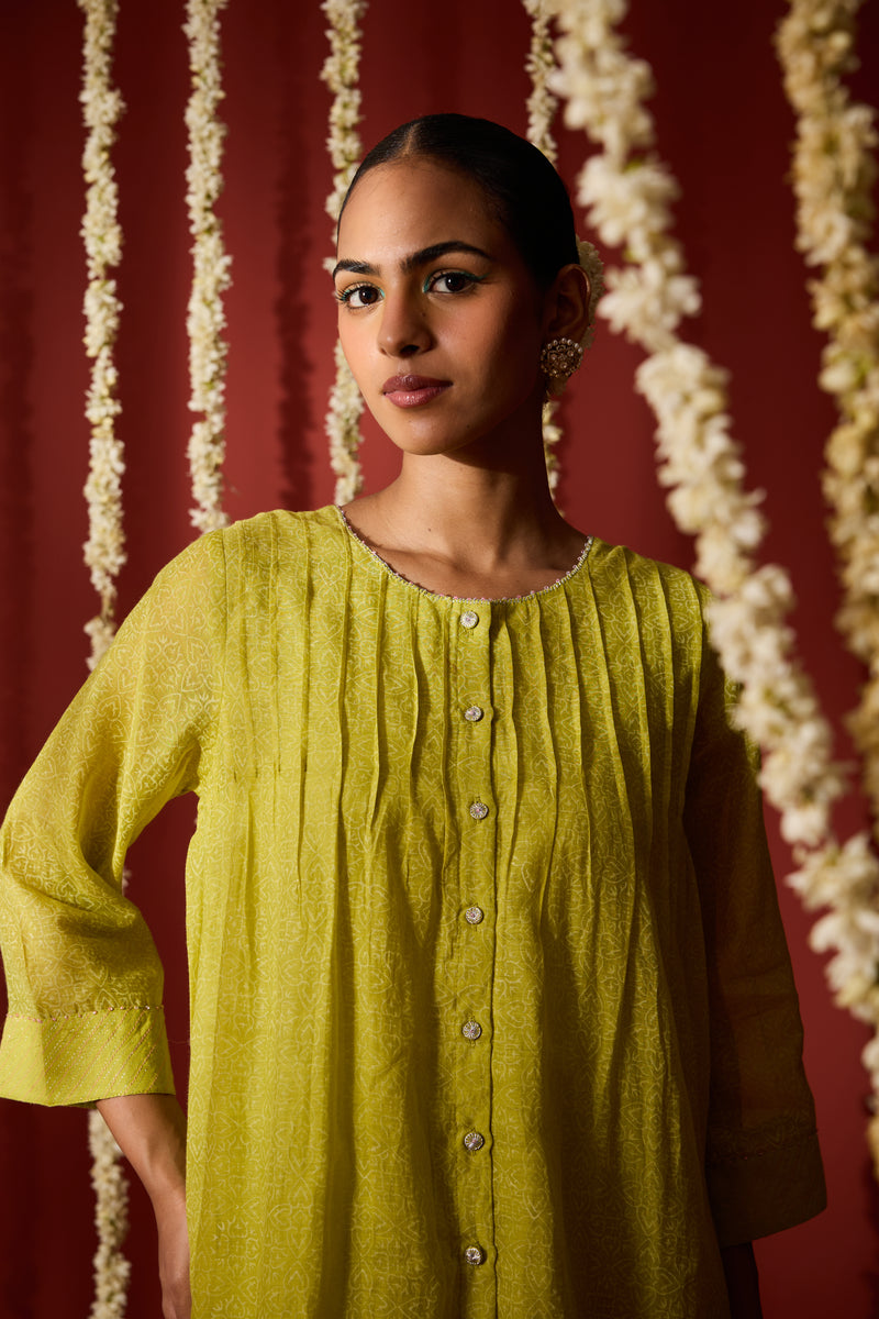 Chanderi Hand Embroidered Kurta - Green