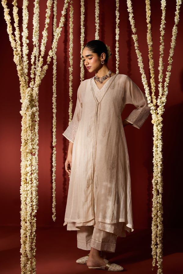 Chanderi Hand Embroidered Kurta - Beige