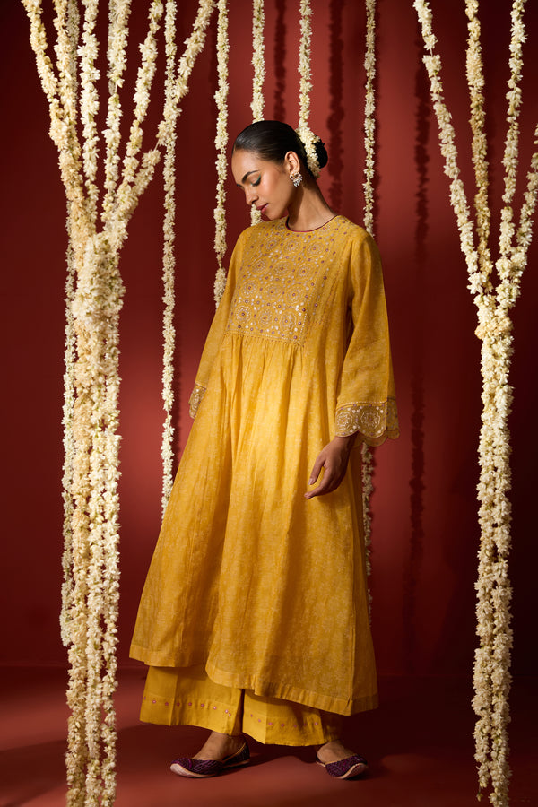 Chanderi Parallel - Yellow