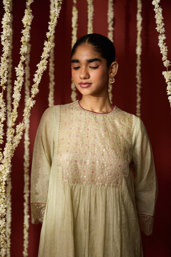 Chanderi Hand Embroidered Kurta - Green