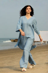 Blue Linen Parallel