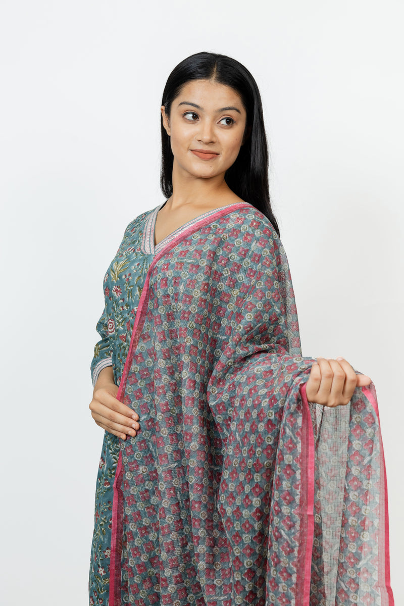 Cotton Kota Doria Hand Block Printed Dupatta - Pink