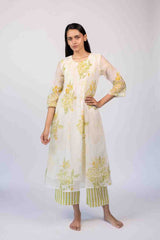 White Floral Chanderi Straight-Cut Kurta
