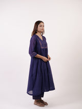 Blue Floral Motif & Zari Embroidered Festive Kurta