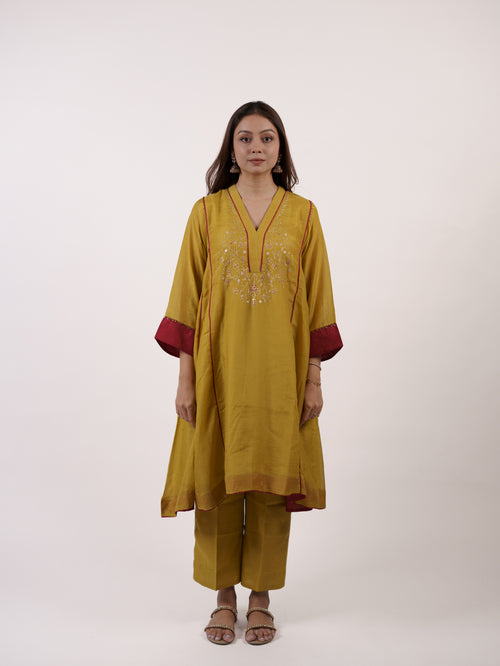Yellow Hand-Embroidered Chanderi V-Neck Kurta