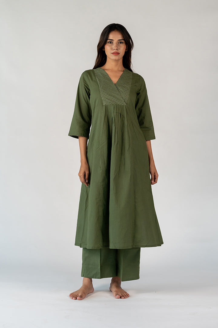 Cotton Hand Embroidered Kurta - Green
