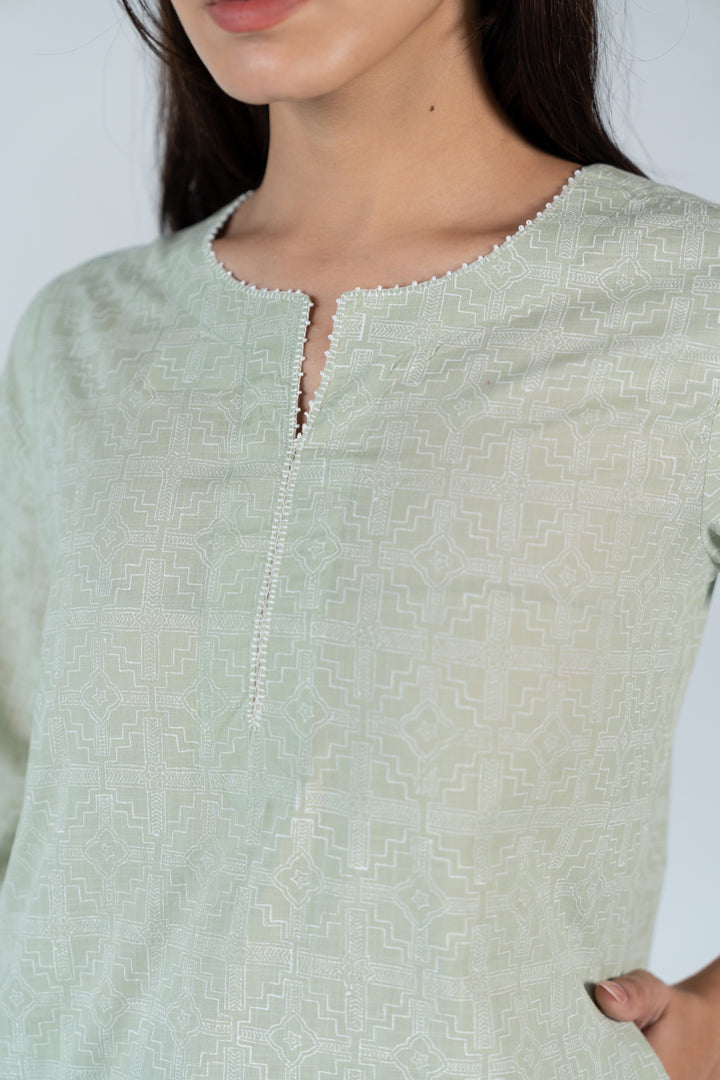 Cotton Hand Embroidery Kurta - Green