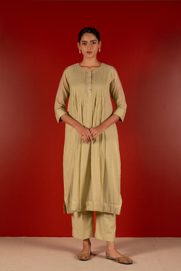Chanderi Hand Embroidered Kurta - Green