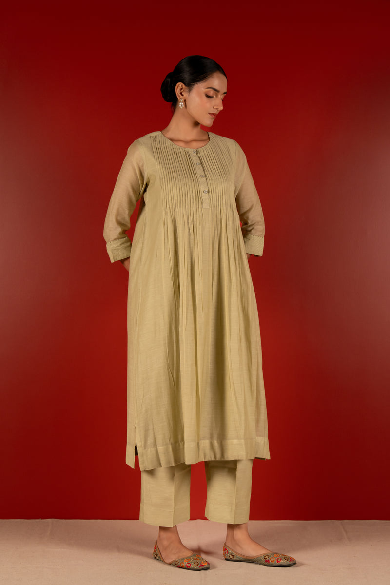 Chanderi Hand Embroidered Kurta - Green