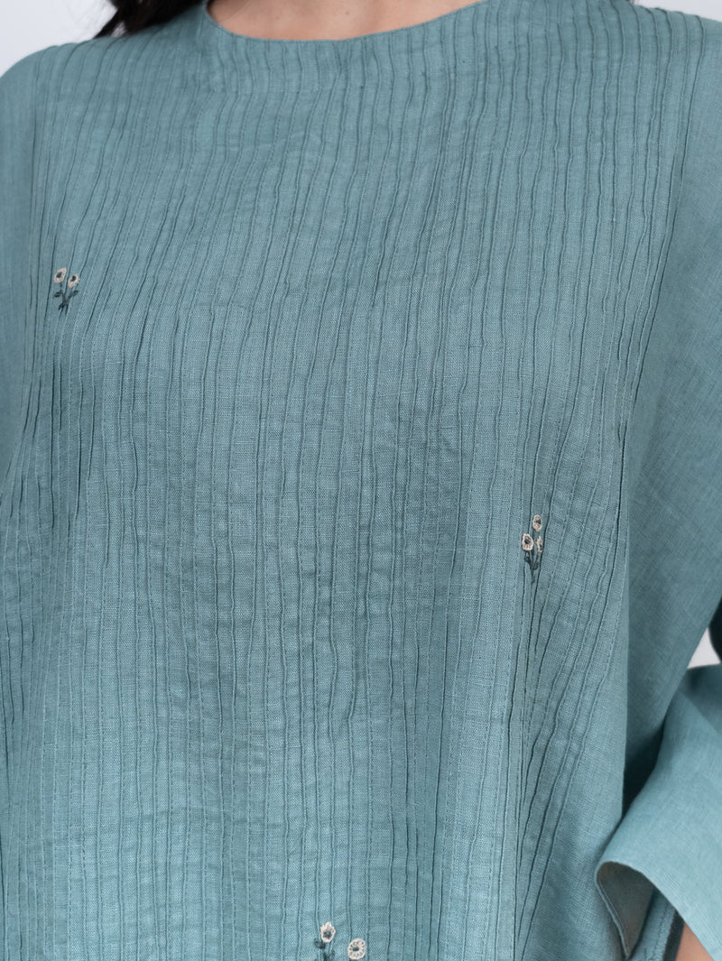 Linen Hand Embroidered Kurta - Blue
