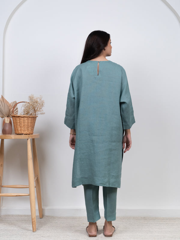 Linen Hand Embroidered Kurta - Blue