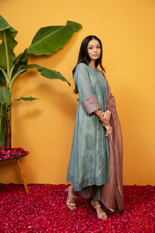 Chanderi Kurta With Embroidery Work - Teal