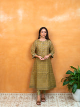 Chanderi Hand Embroidery Kurta - Light Green