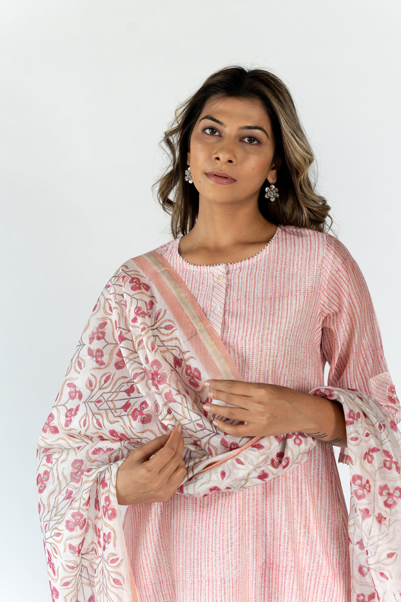 Chanderi Round Neck Straight Kurta - Pink