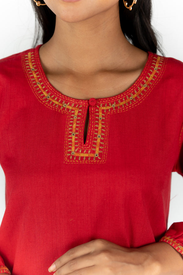 Cotton Flex Hand Embroidered Kurta With Gathered Sleeves - Red