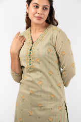 Cotton Floral Printed Kurta With V Neck - Pista Green